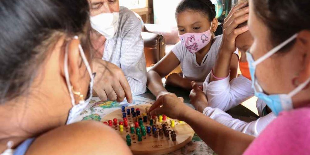 Ecuador - Beach Community and Child Enrichment Program 20