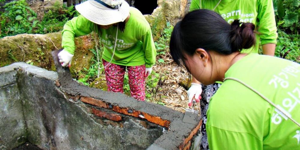 China - Community Aid and Teaching in Fengyan25