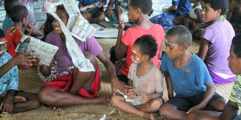 Fiji - Teaching Children of the Dawasamu Islands17